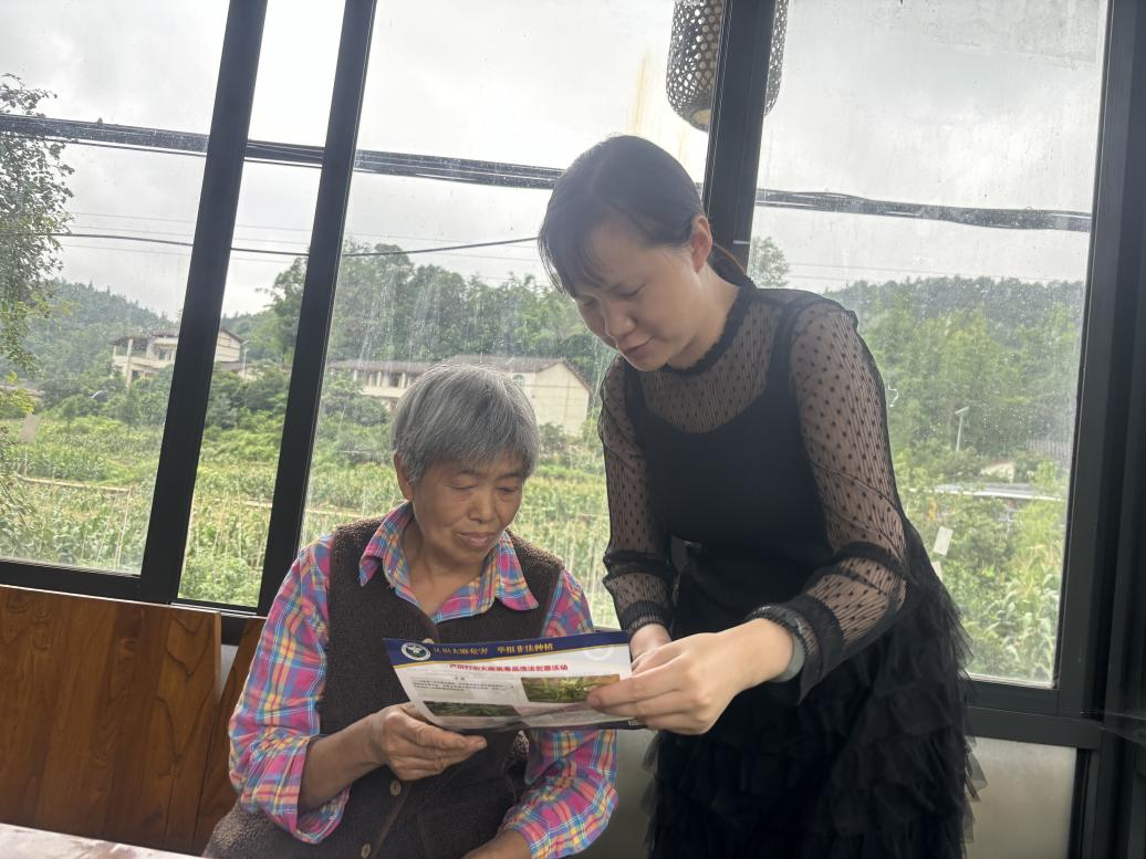 中梁镇：龙泉村开展禁毒宣传活动 筑牢乡村安全防线