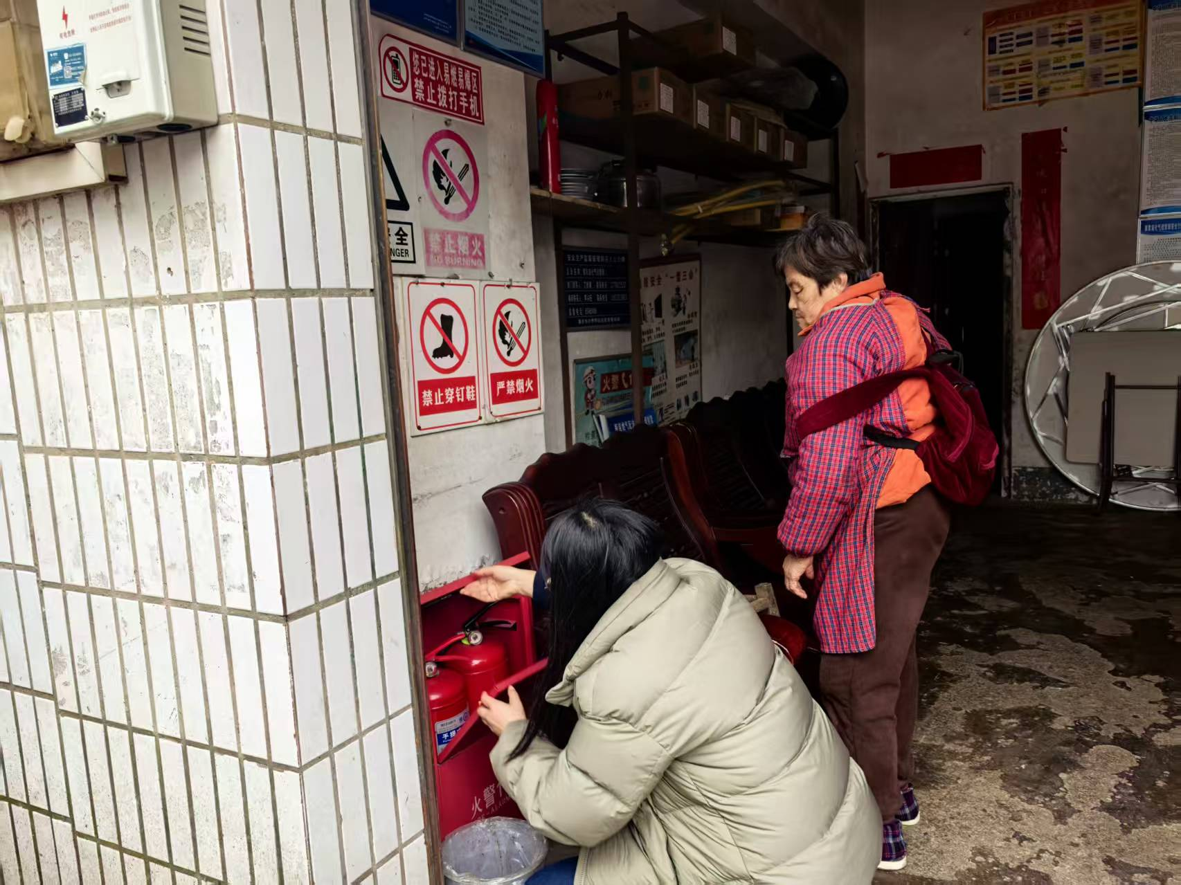 中梁镇：安全无小事 防患于未然---新店子社区开展安全排查工作