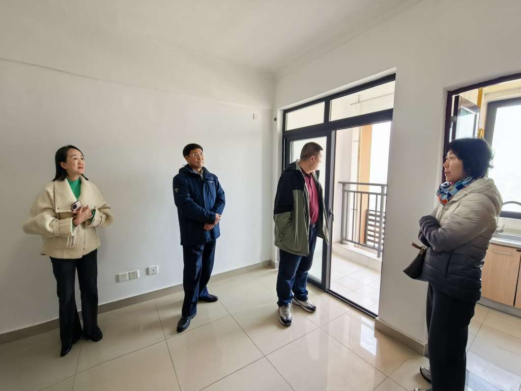 包头市住房保障事业发展中心赴美丽阳光家园公租房小区开展专题调研
